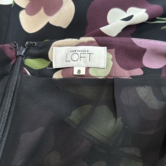 Ann Taylor Women A Line Skirt Purple Floral Chiffon Lined Zip Career size 8 - Picture 5 of 7